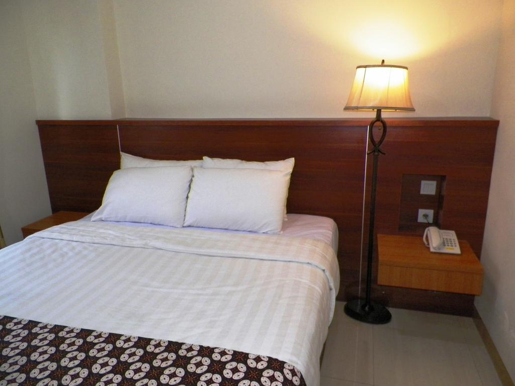 Maranatha Grand Hotel Jogyakarta Zewnętrze zdjęcie