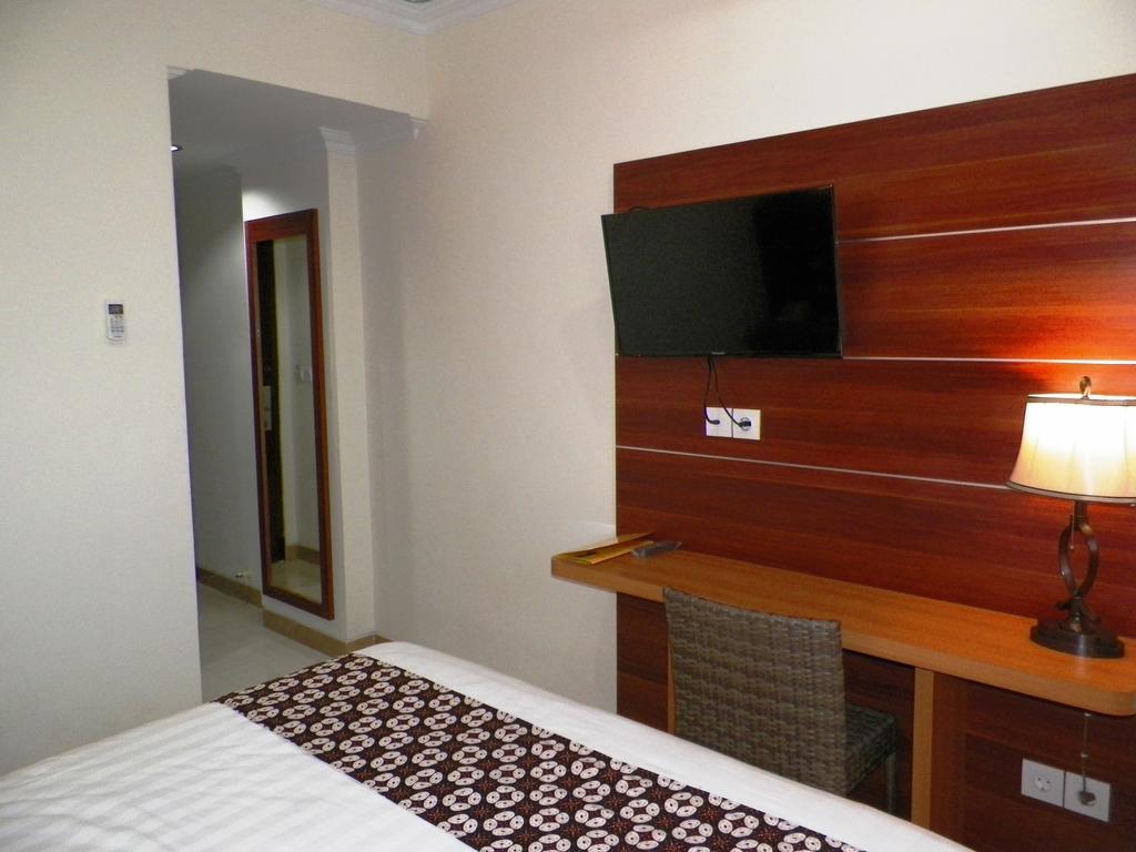 Maranatha Grand Hotel Jogyakarta Zewnętrze zdjęcie