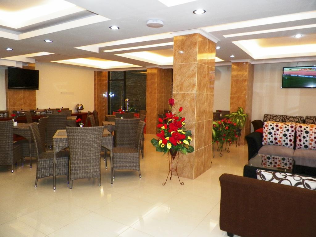 Maranatha Grand Hotel Jogyakarta Zewnętrze zdjęcie