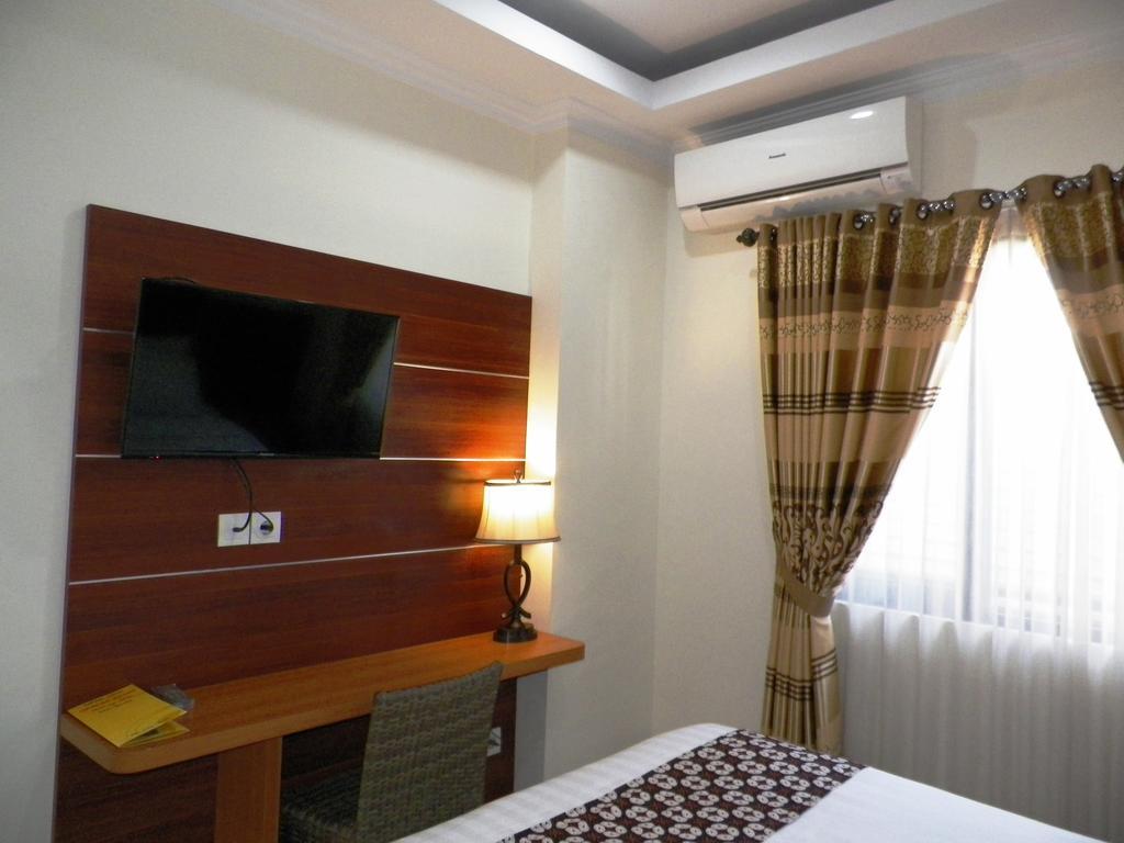 Maranatha Grand Hotel Jogyakarta Zewnętrze zdjęcie