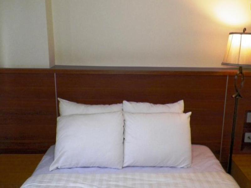 Maranatha Grand Hotel Jogyakarta Zewnętrze zdjęcie